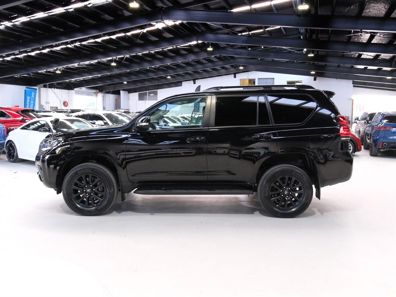 Vehicle image 5