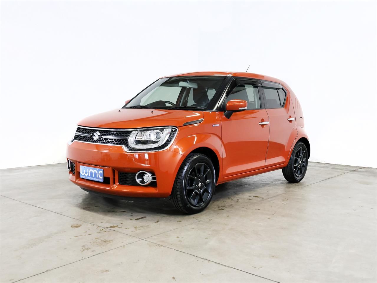 Vehicle image 4