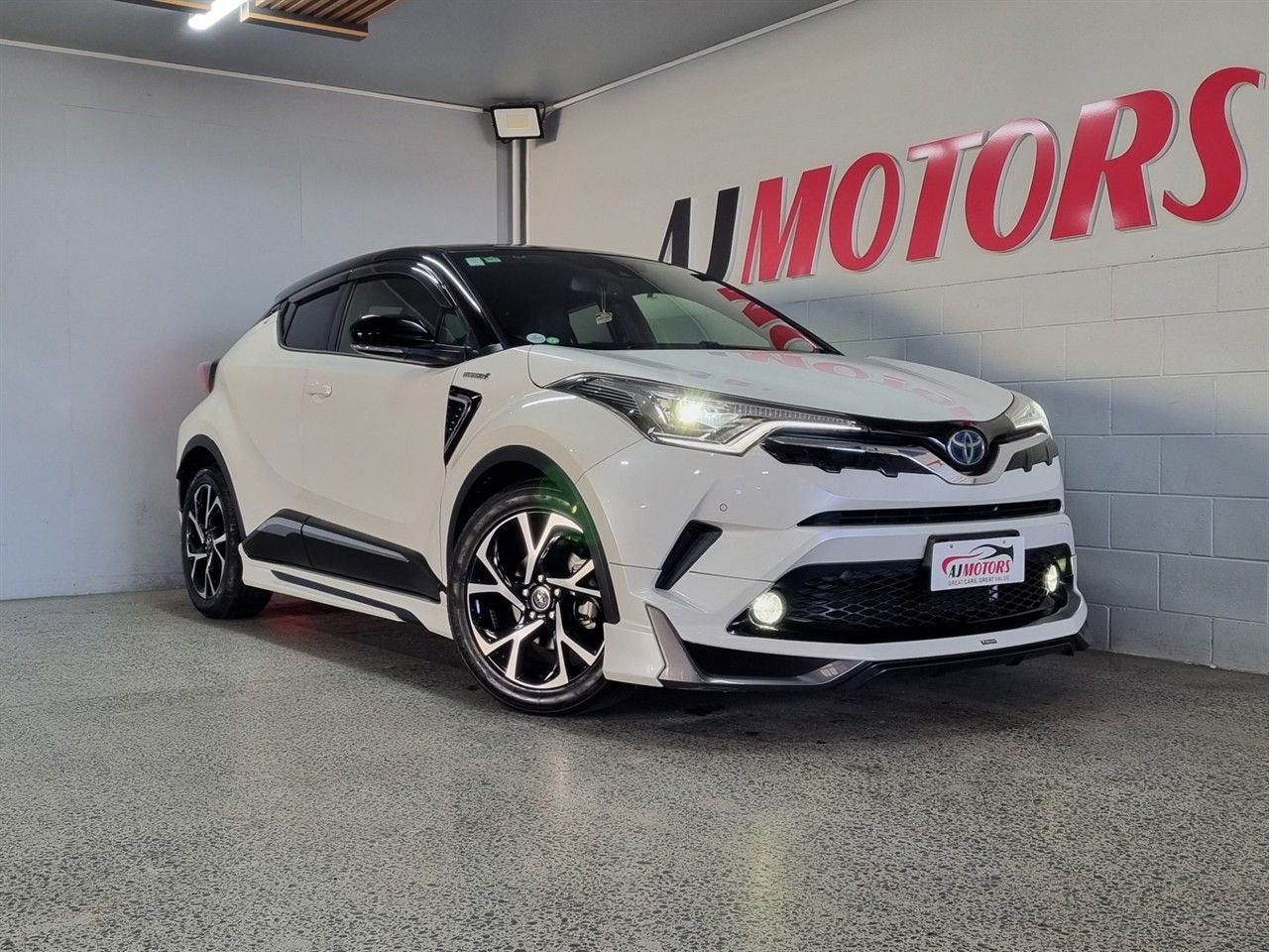 Vehicle image 1