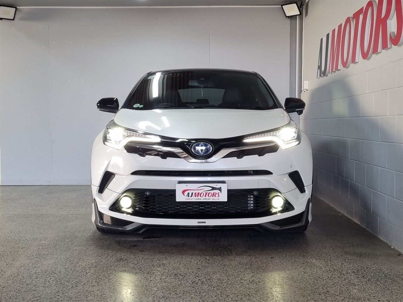 Vehicle image 2