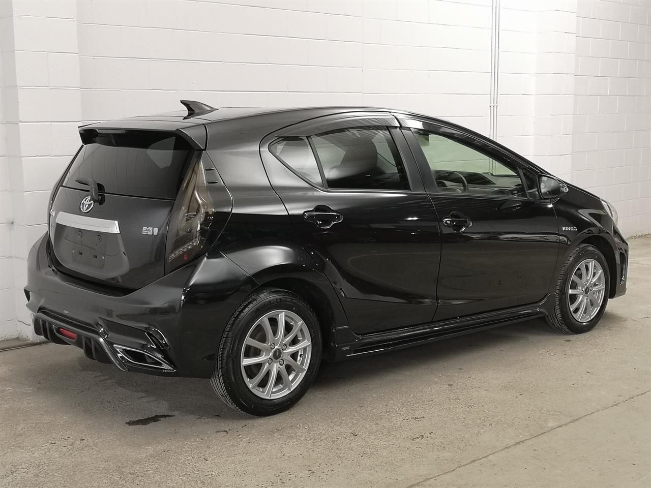 Vehicle image 2