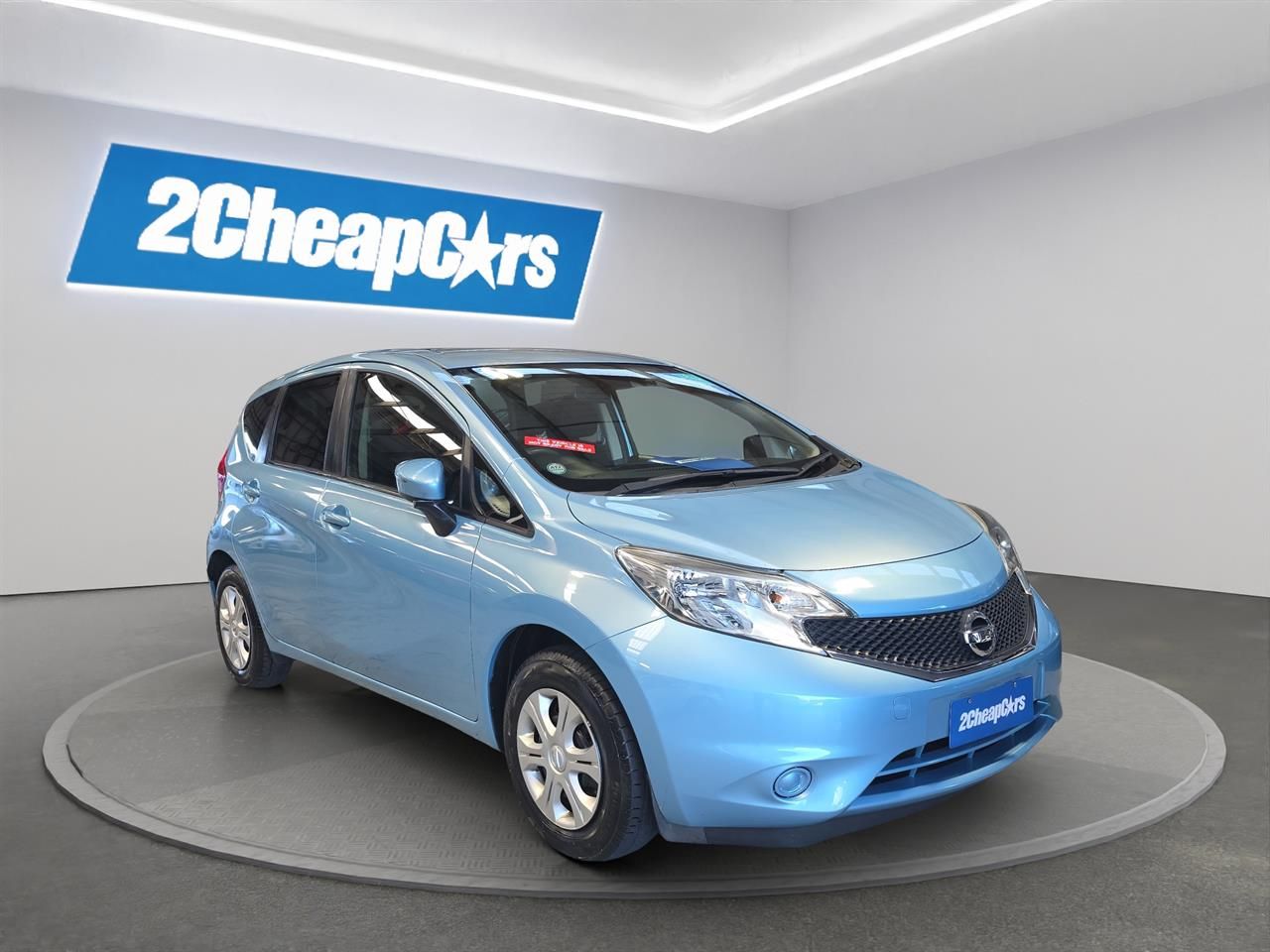 Vehicle image 3