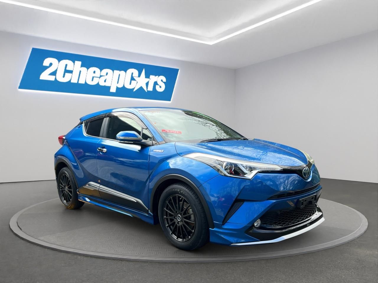Vehicle image 3