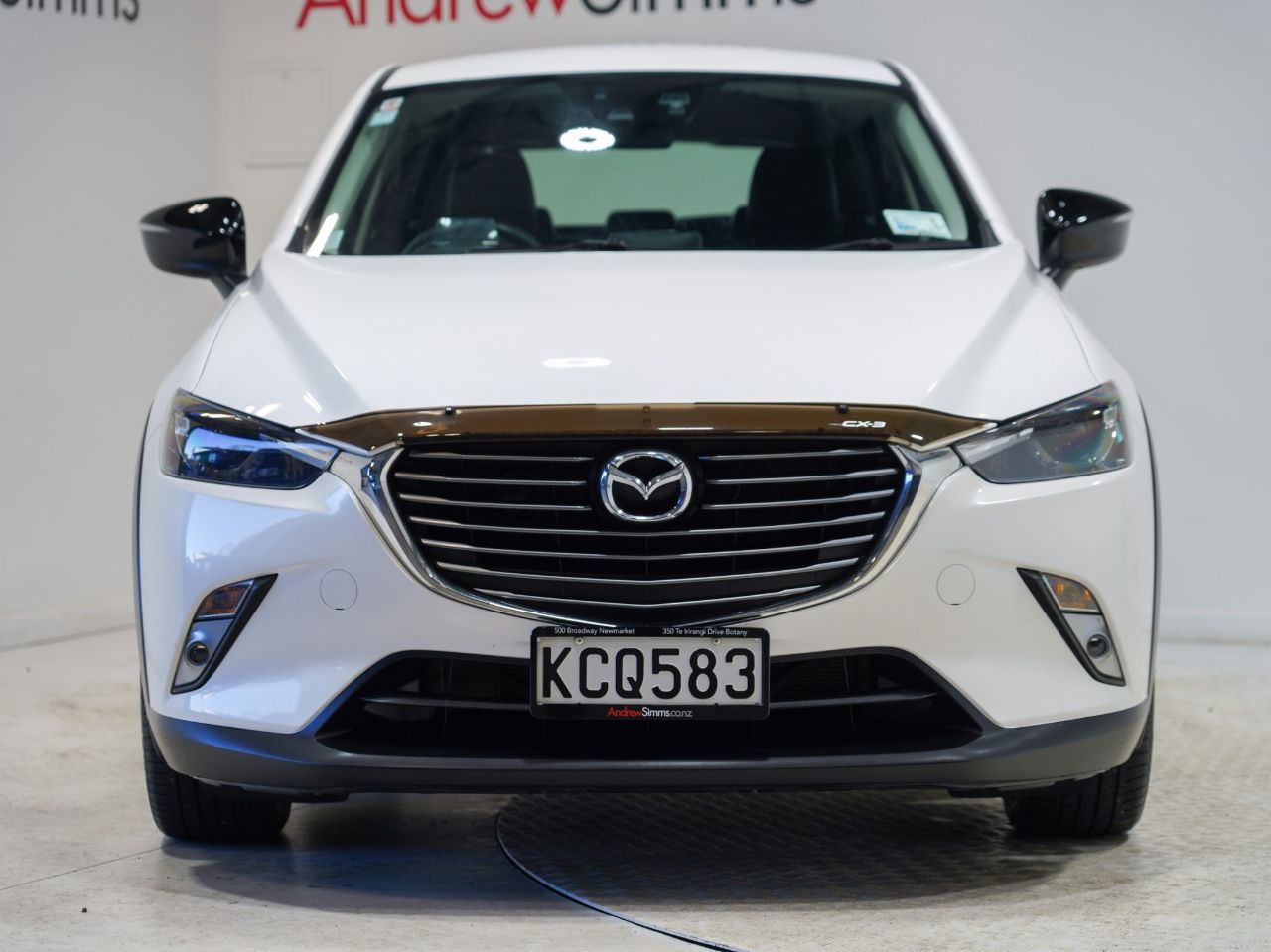 Vehicle image 4