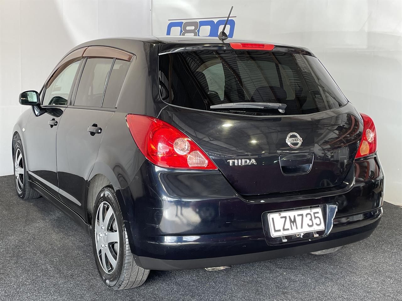 Vehicle image 4