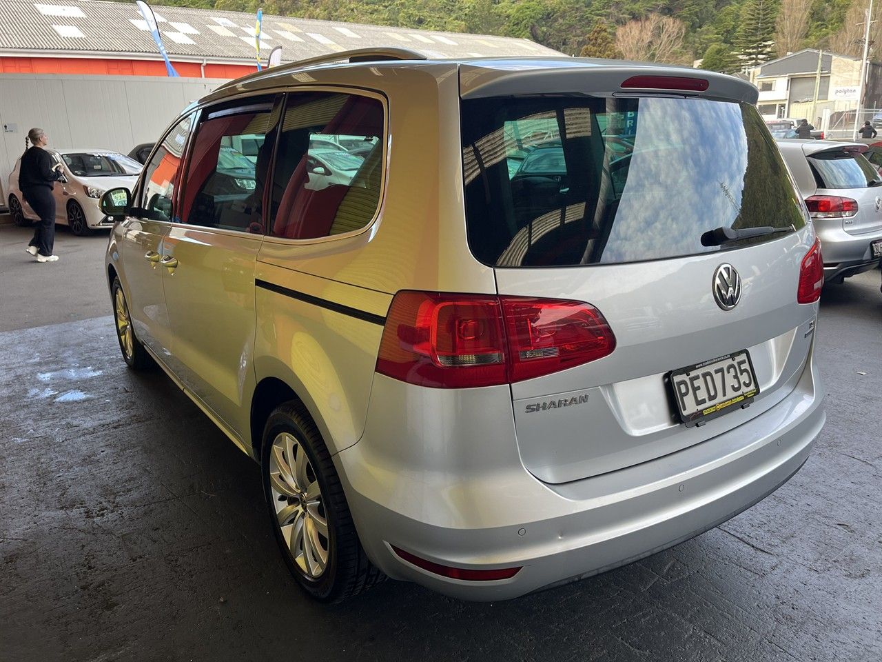 Vehicle image 4