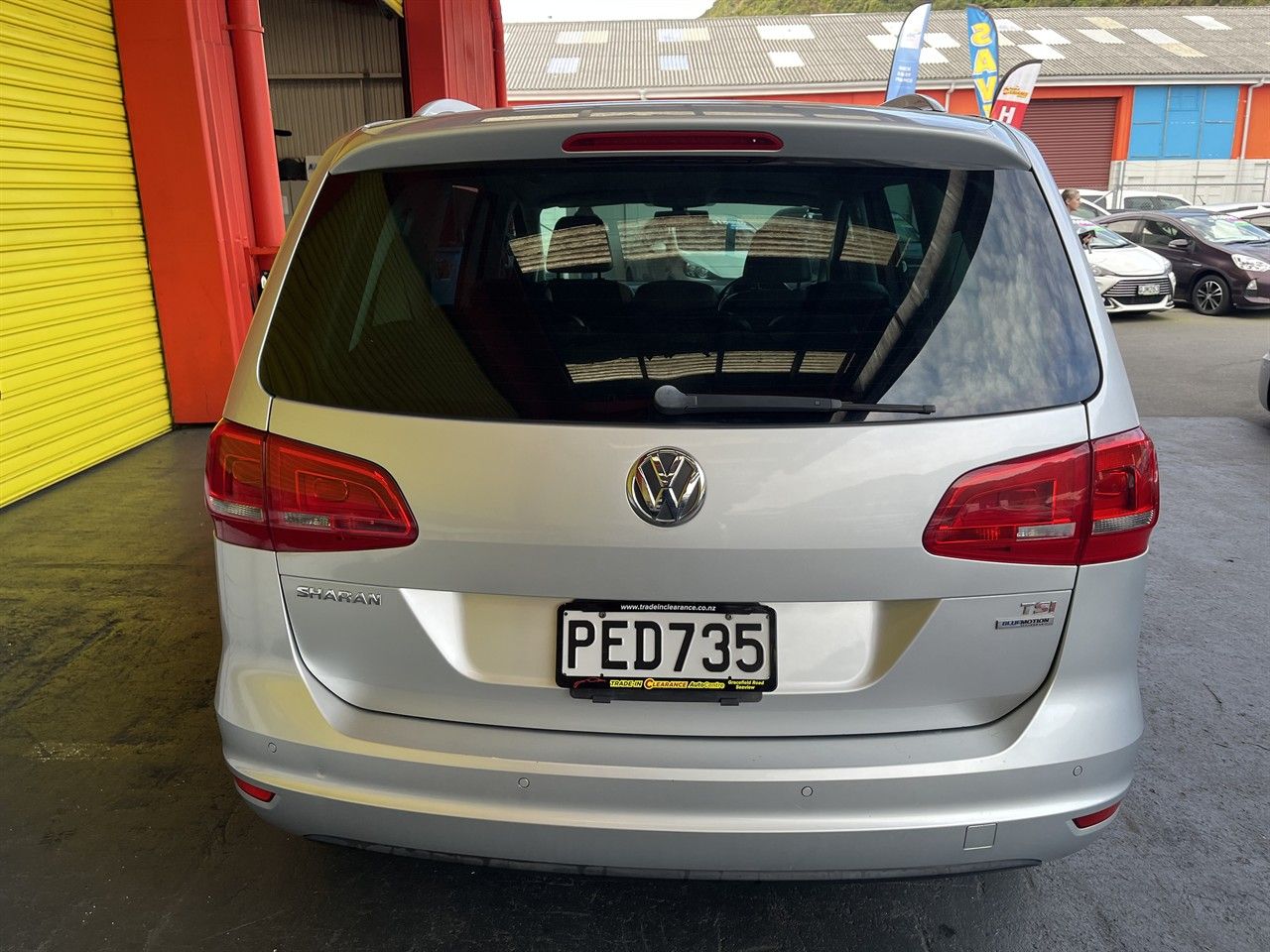 Vehicle image 5