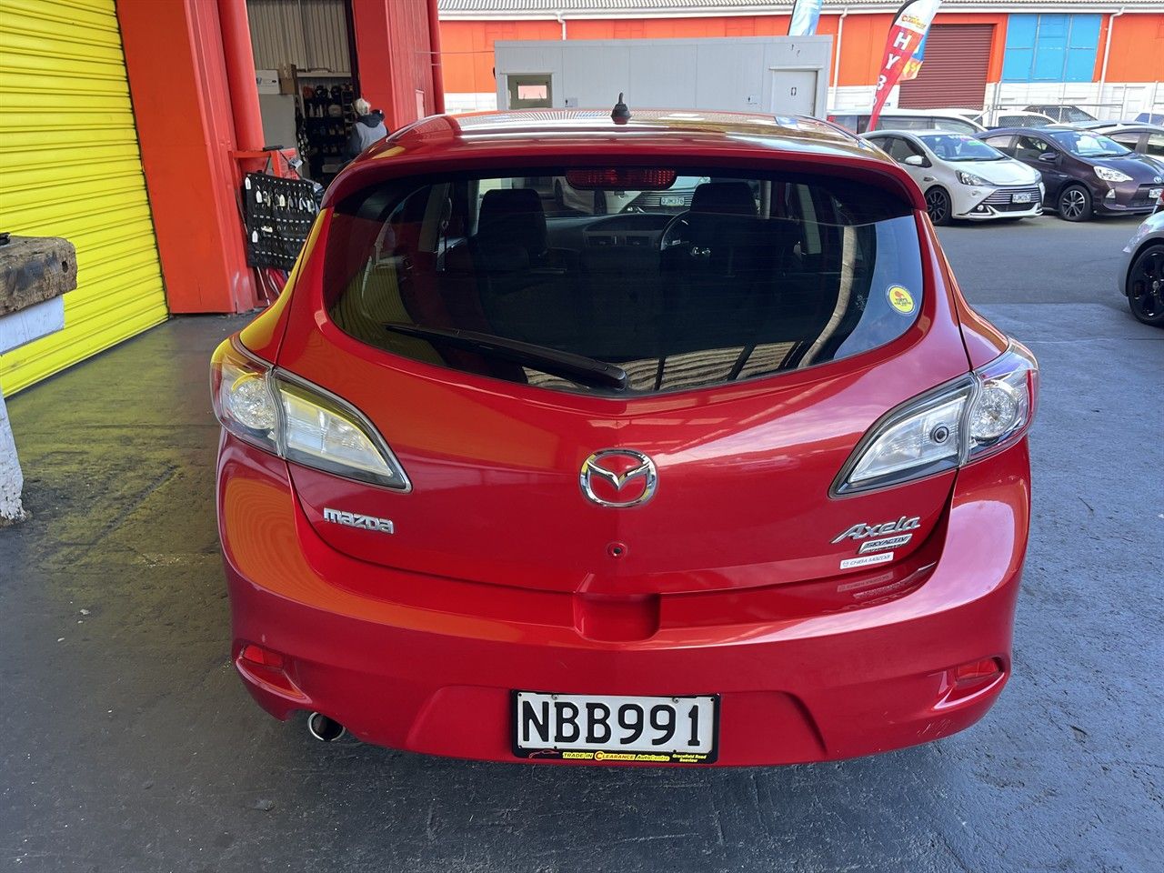 Vehicle image 5