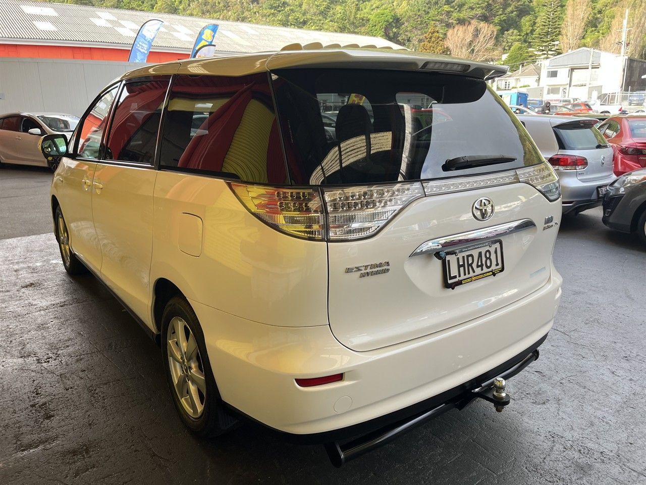 Vehicle image 4