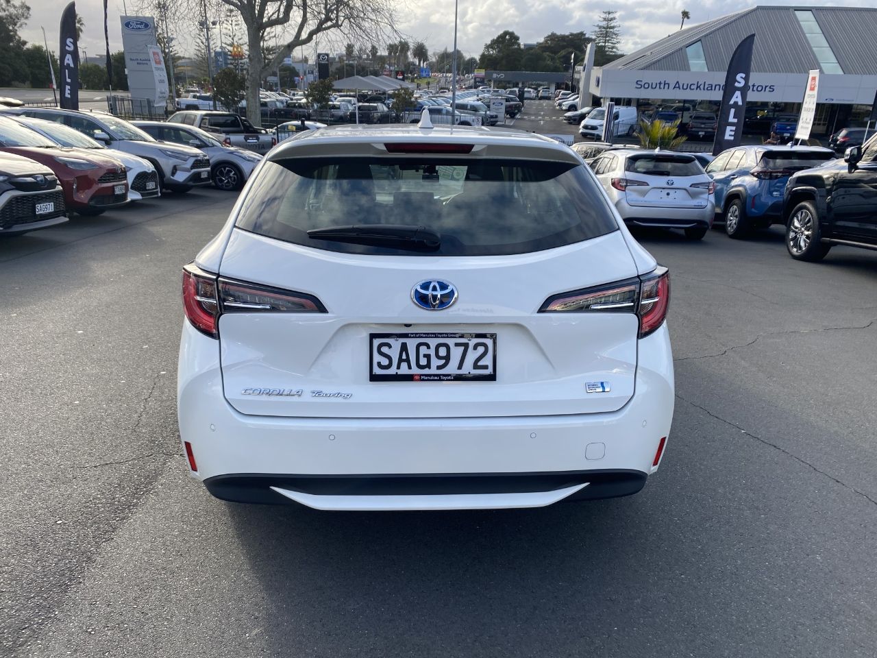 Vehicle image 3
