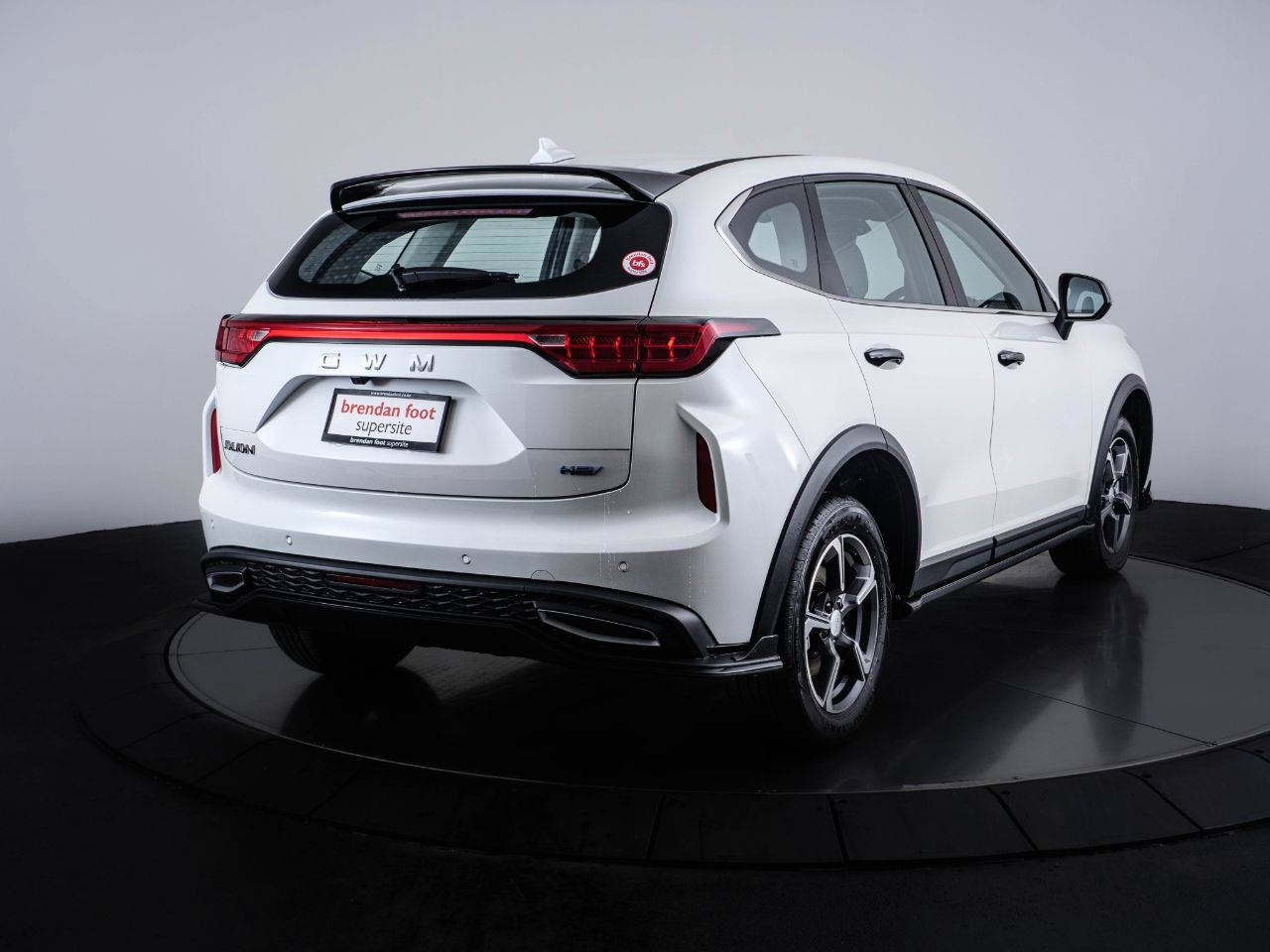 Vehicle image 3