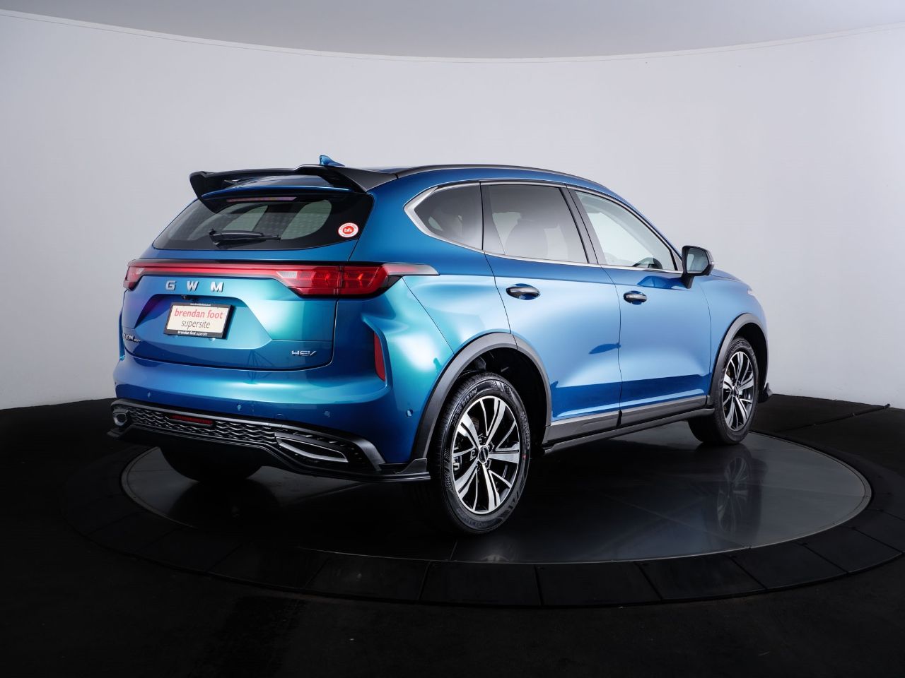Vehicle image 4
