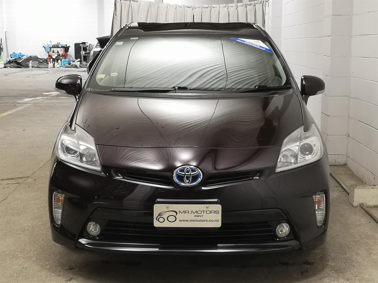 Vehicle image 4