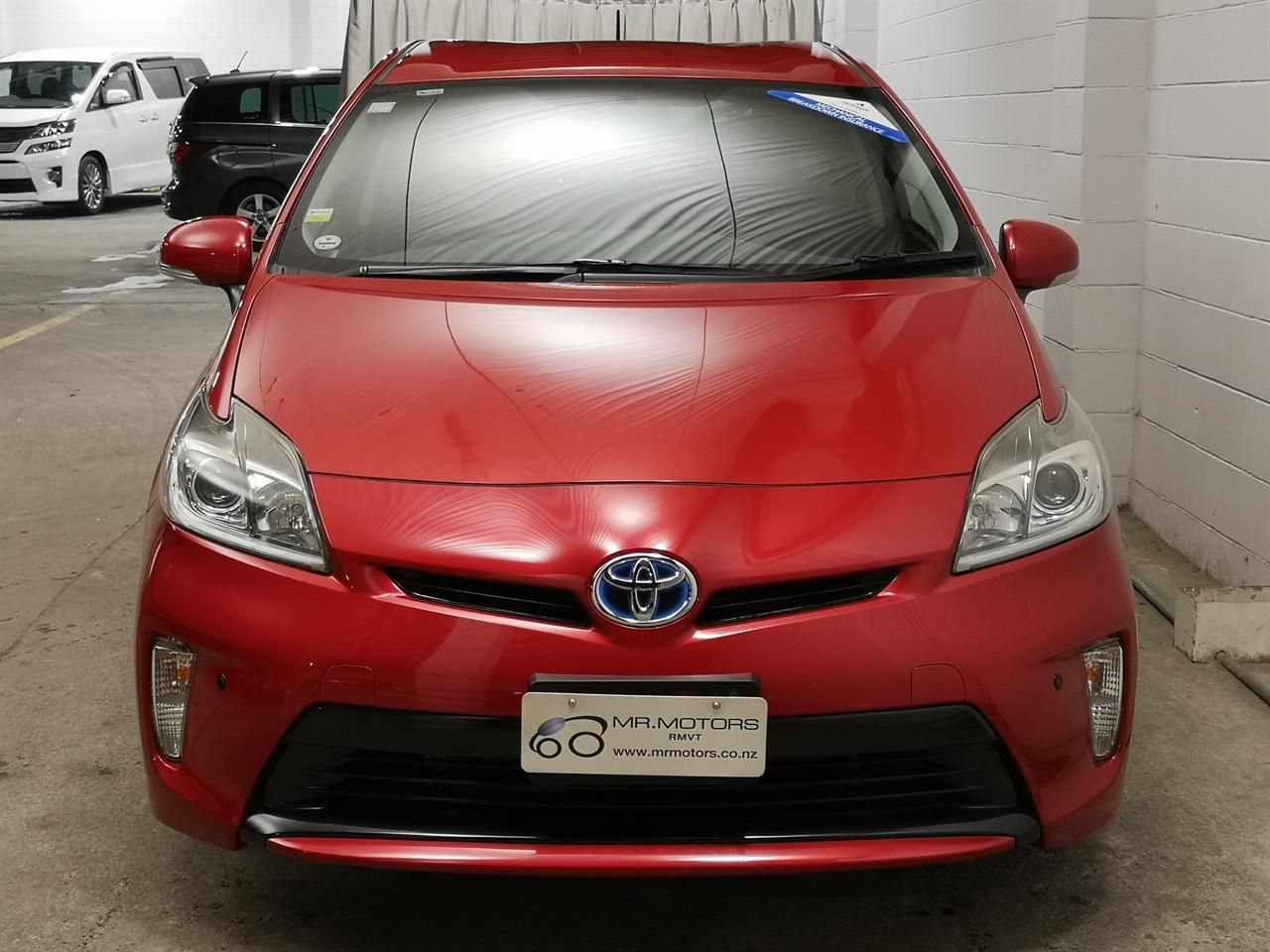 Vehicle image 4