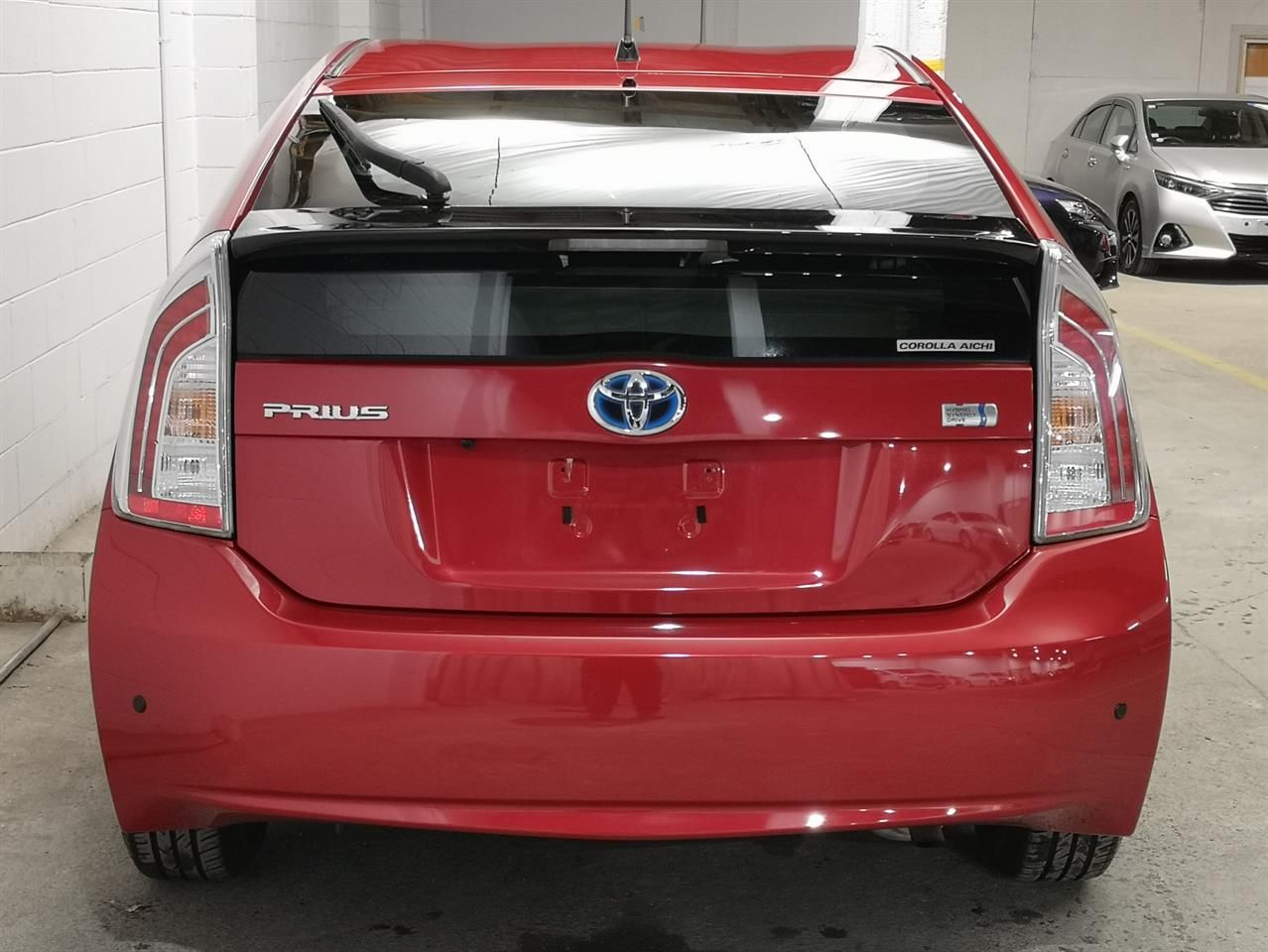 Vehicle image 5
