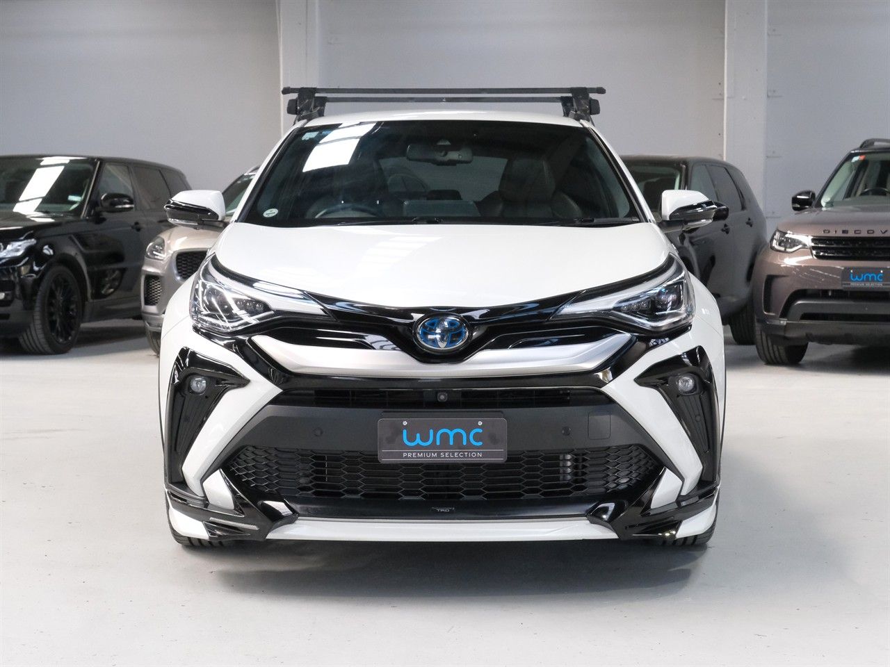 Vehicle image 3
