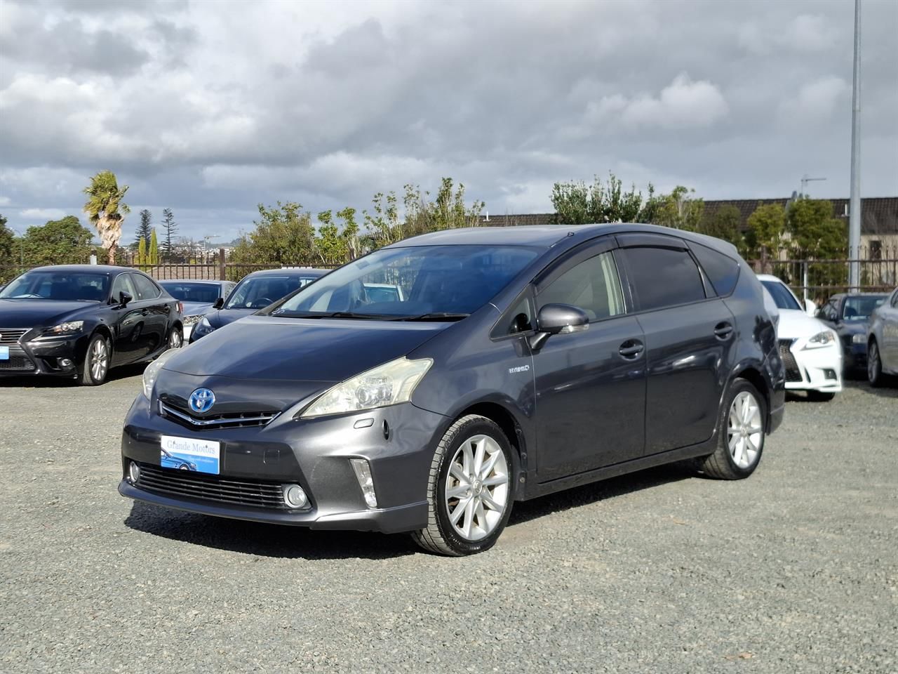 Vehicle image 3