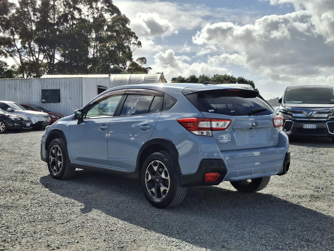 Vehicle image 5