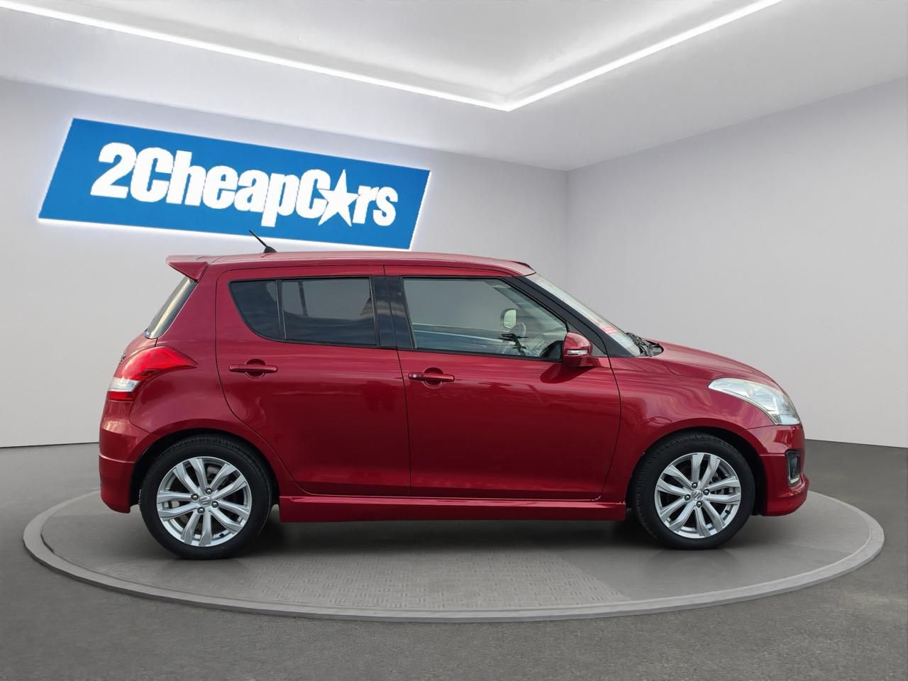 Vehicle image 4