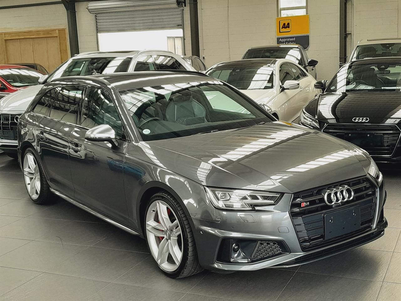 Vehicle image 1