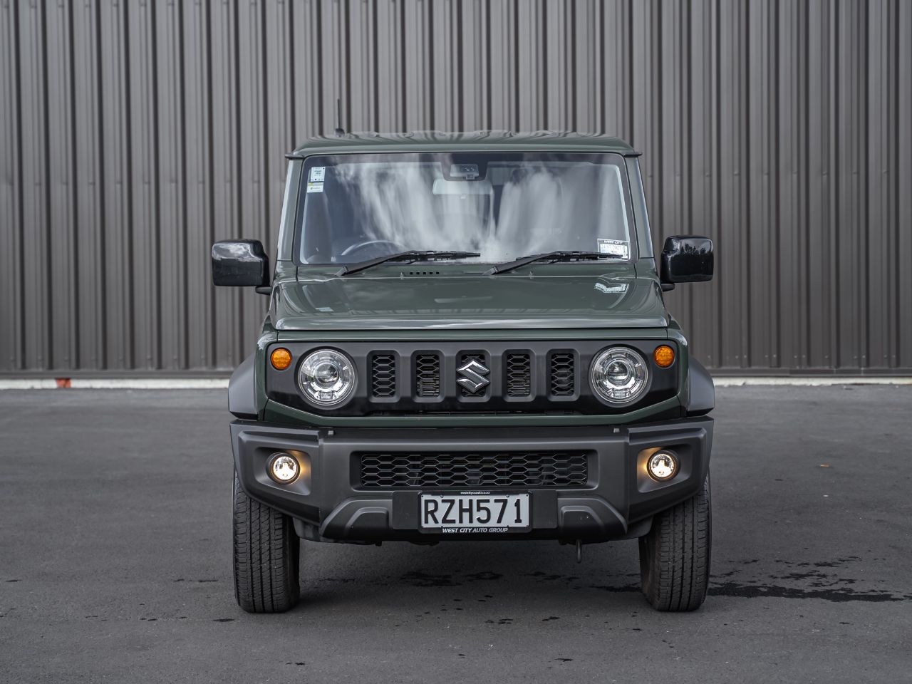 Vehicle image 3