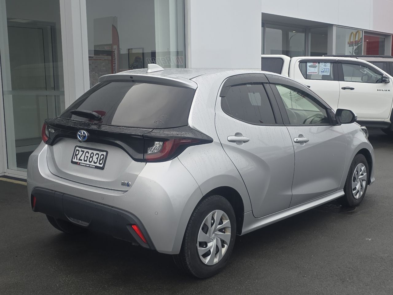 Vehicle image 3