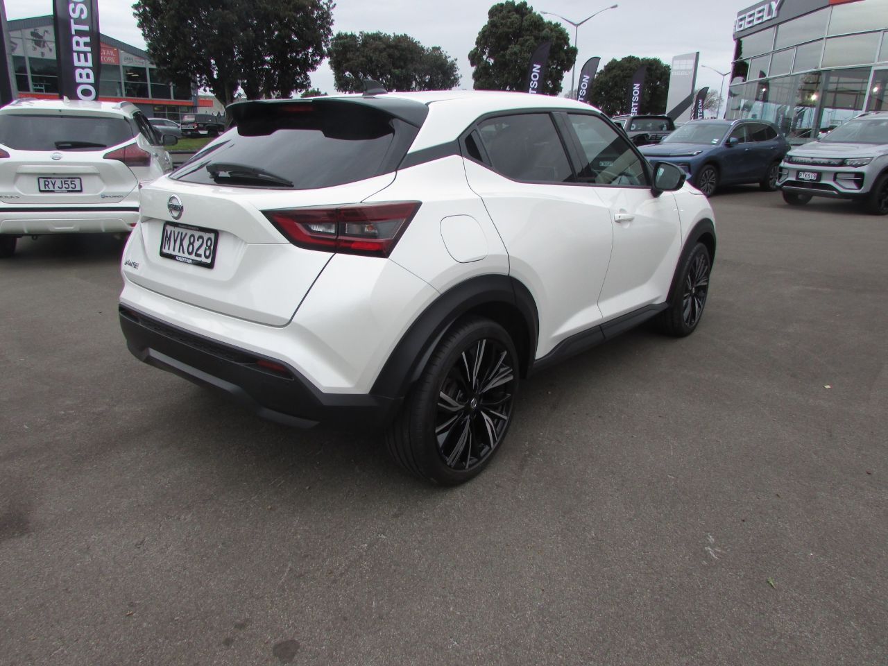 Vehicle image 2