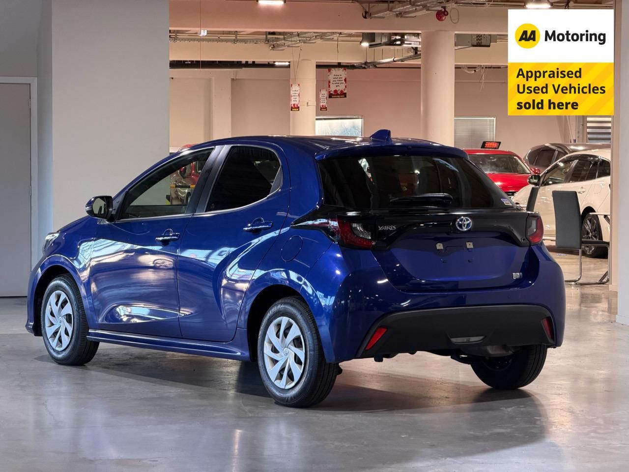 Vehicle image 4