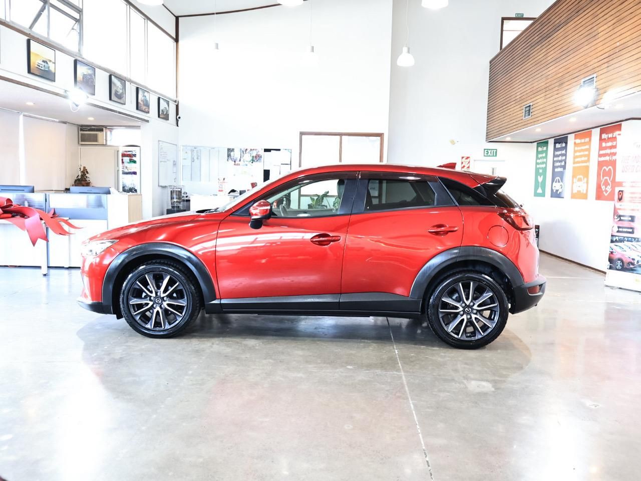 Vehicle image 5