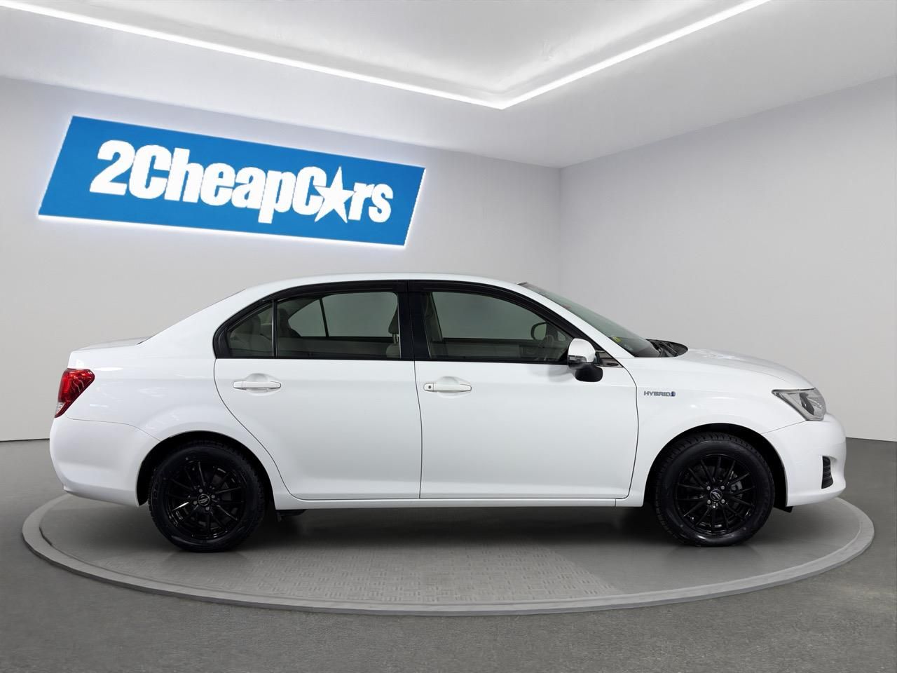 Vehicle image 4