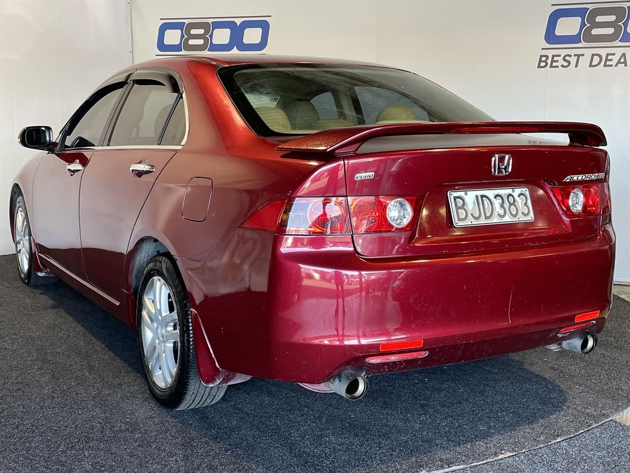 Vehicle image 4