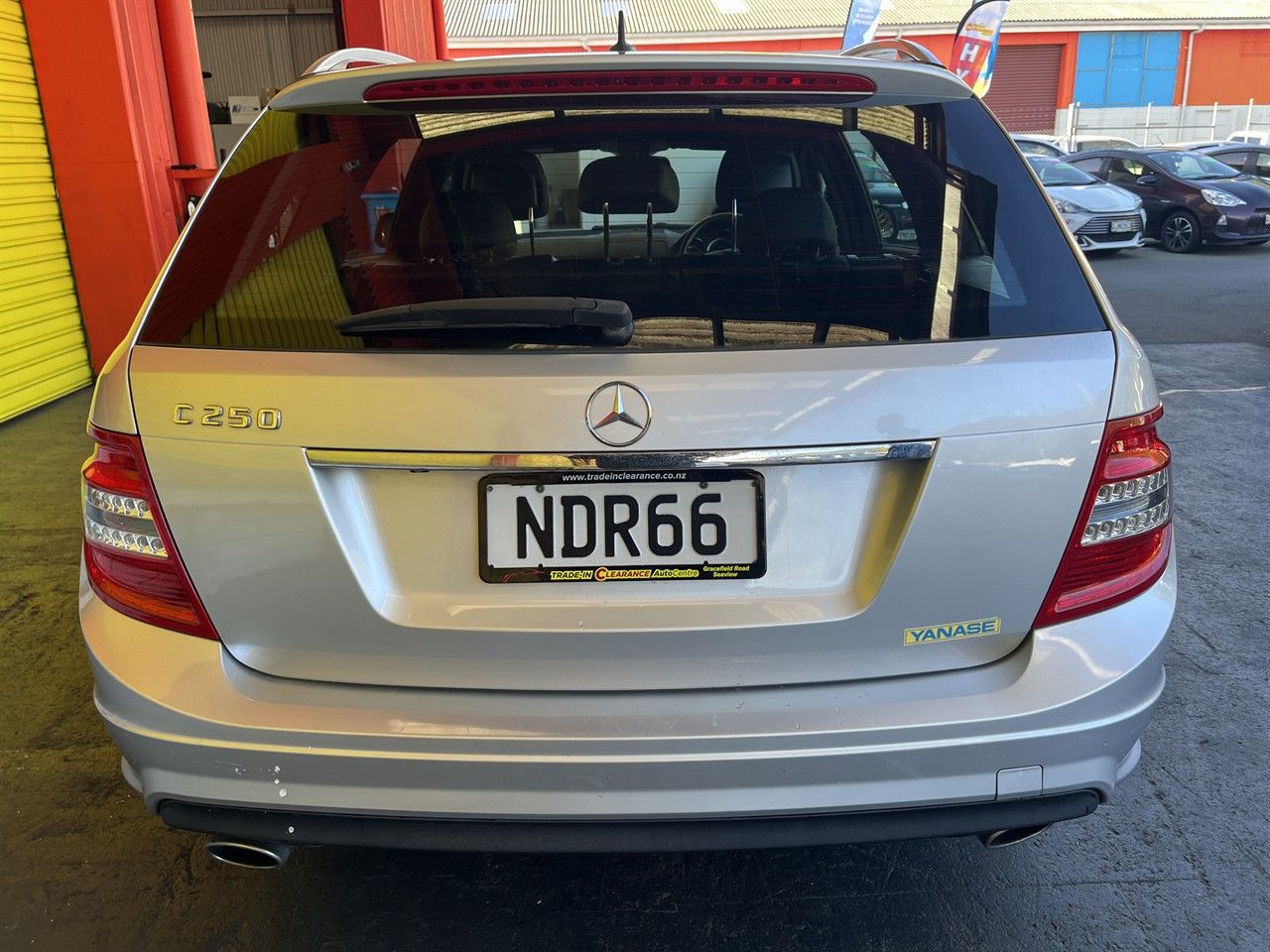 Vehicle image 5