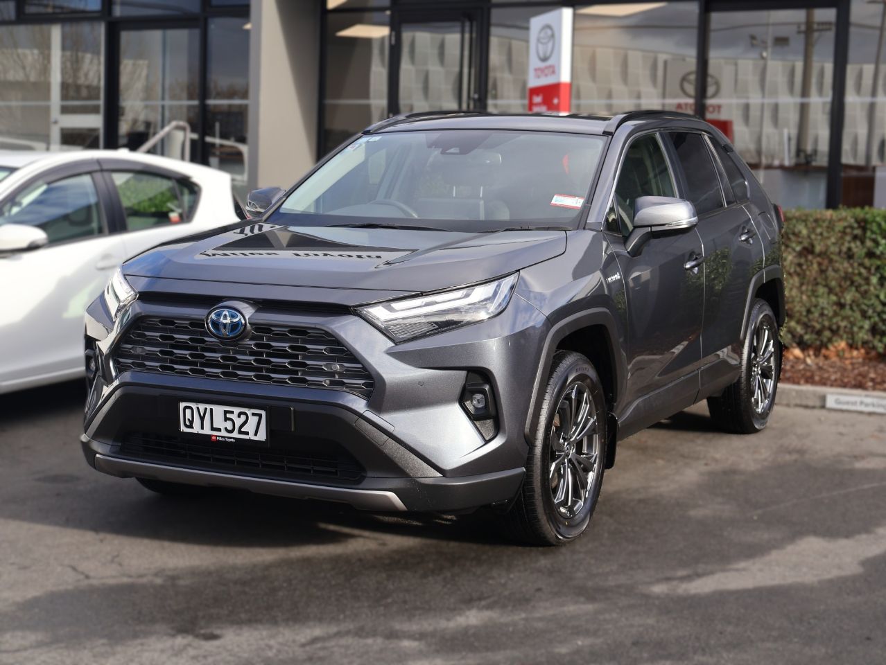 Vehicle image 3