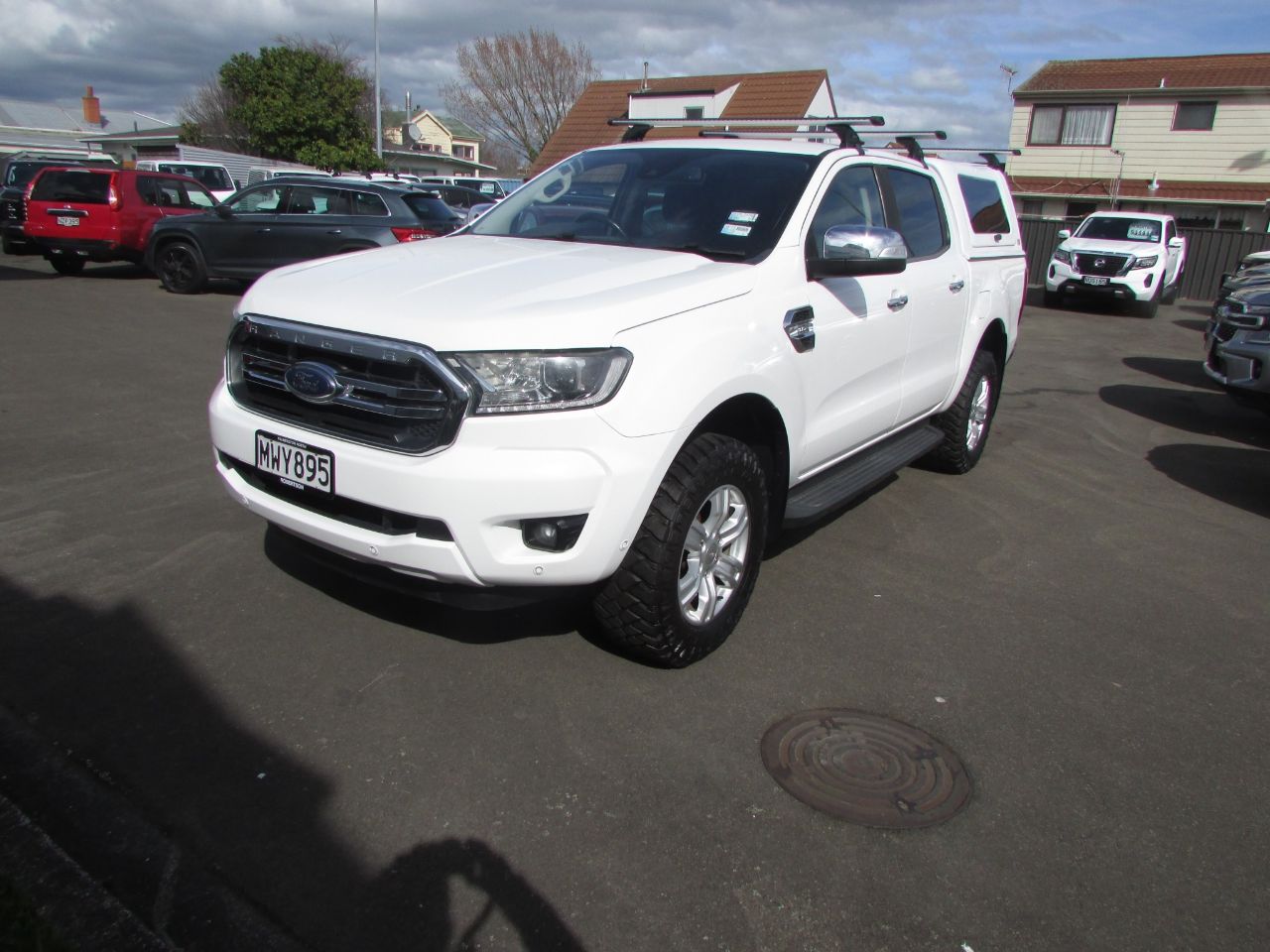 Vehicle image 4