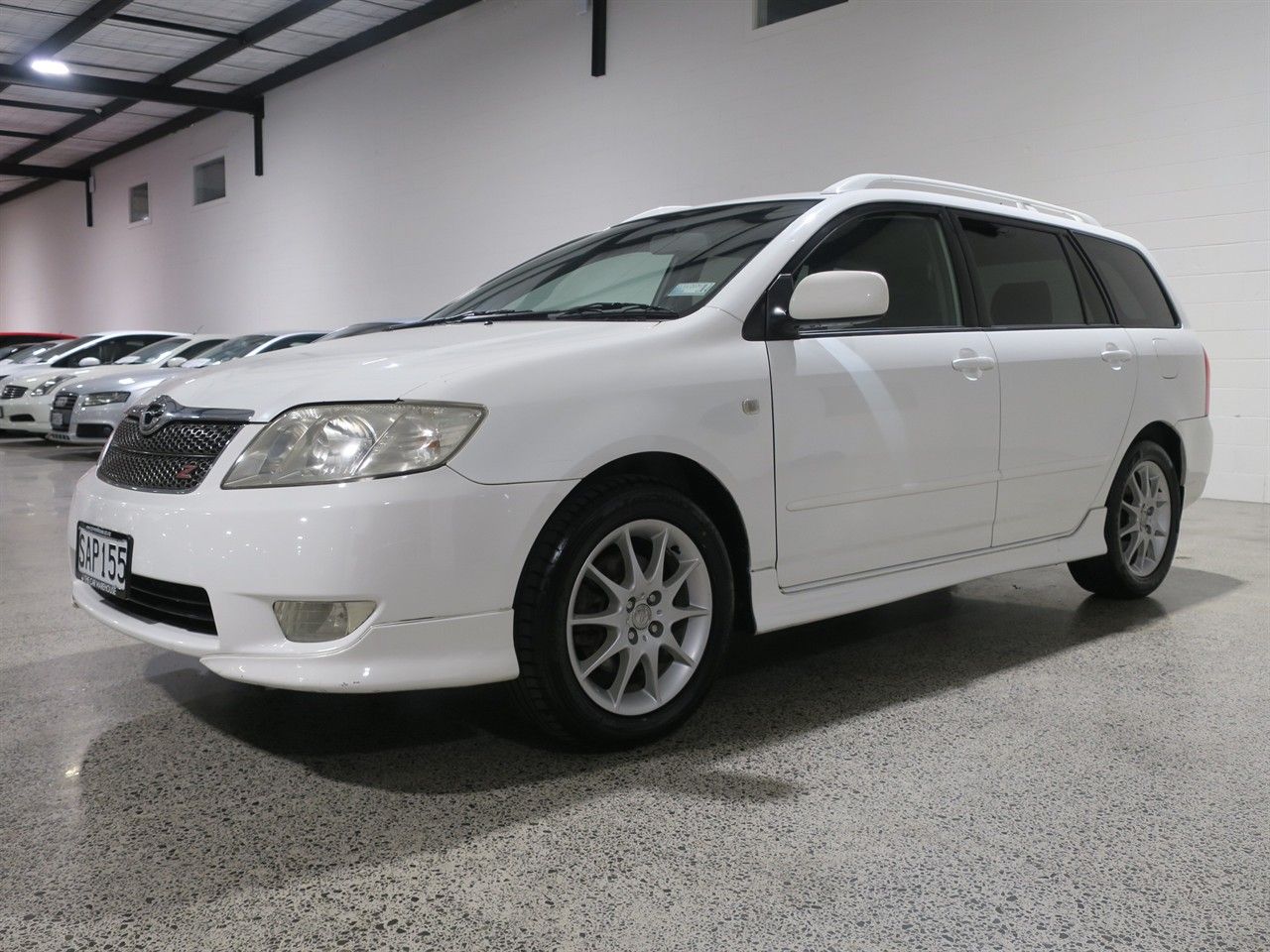 Vehicle image 5
