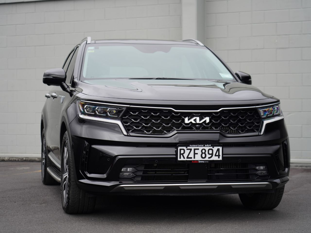 Vehicle image 3