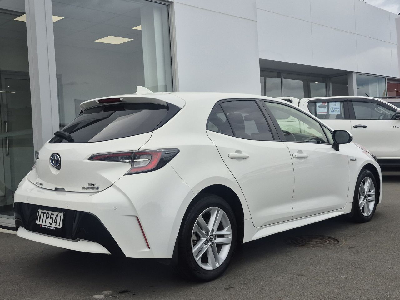 Vehicle image 3