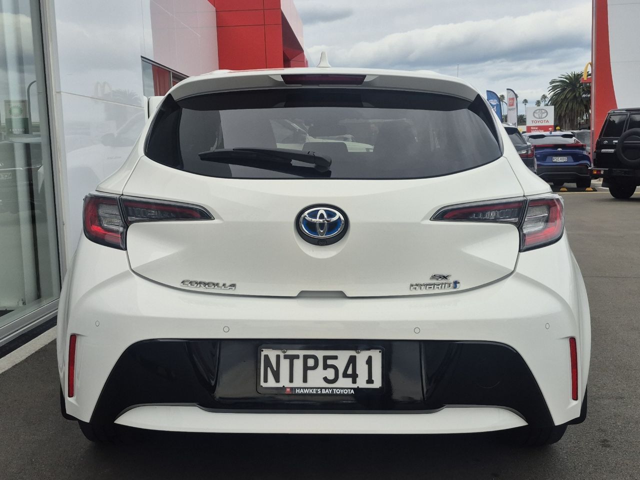 Vehicle image 4