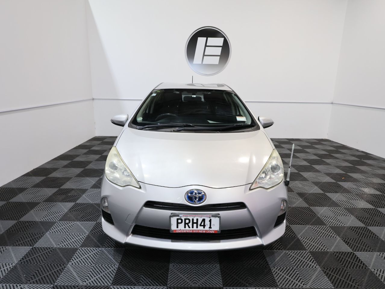 Vehicle image 2
