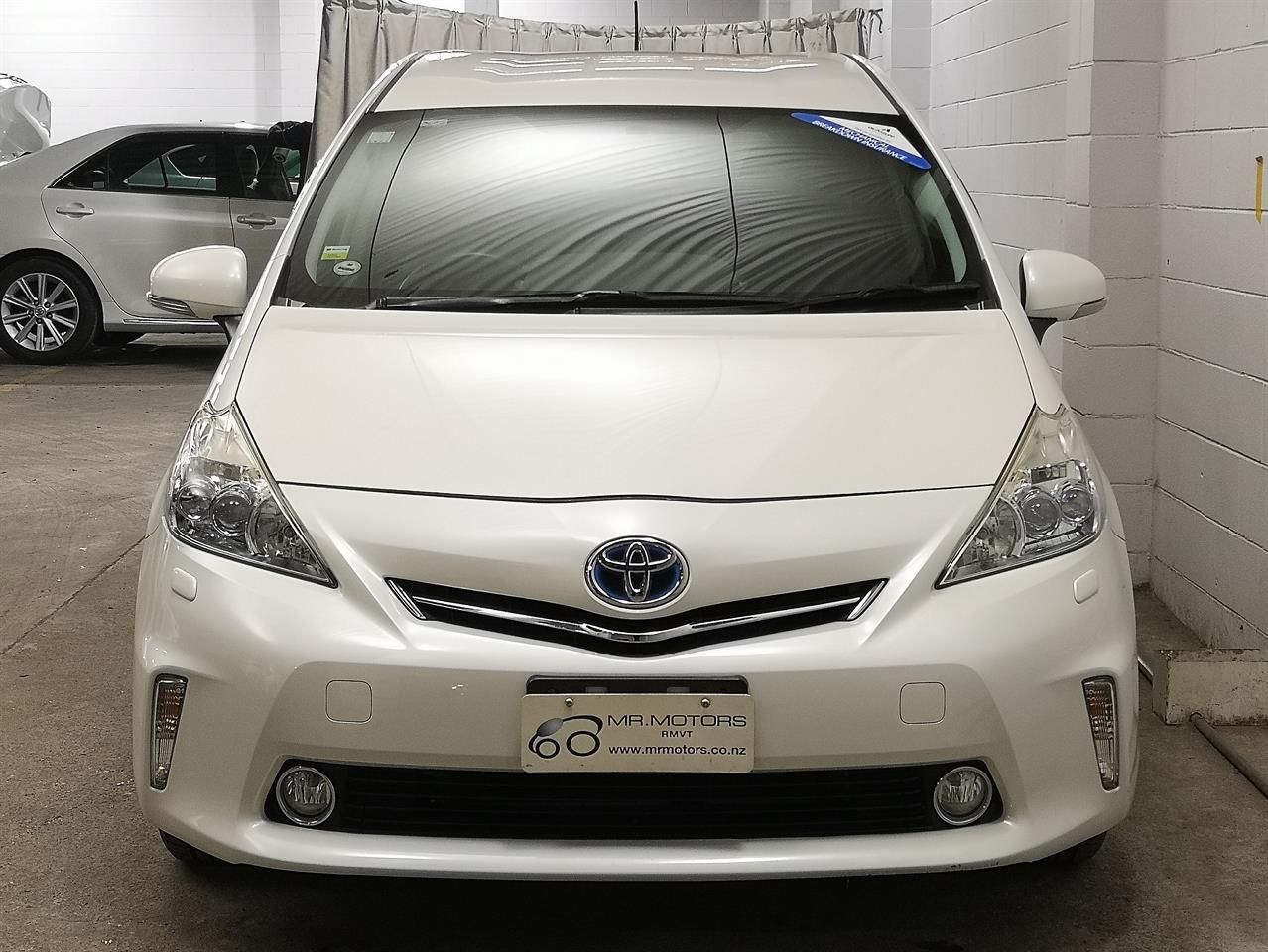 Vehicle image 4