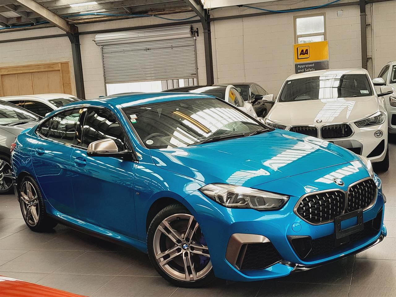 Vehicle image 1