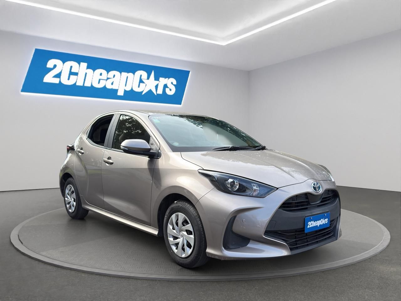 Vehicle image 3