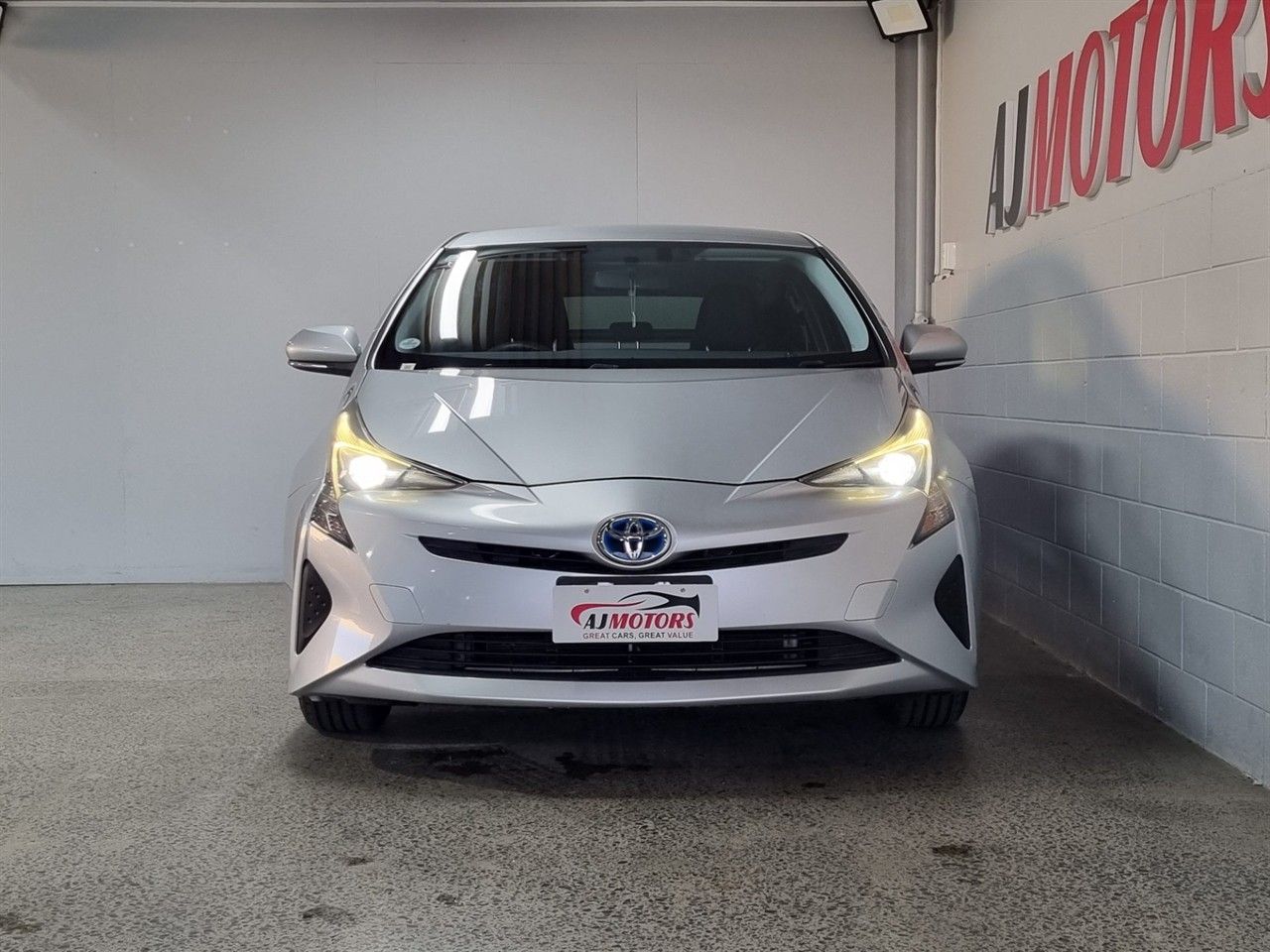 Vehicle image 2