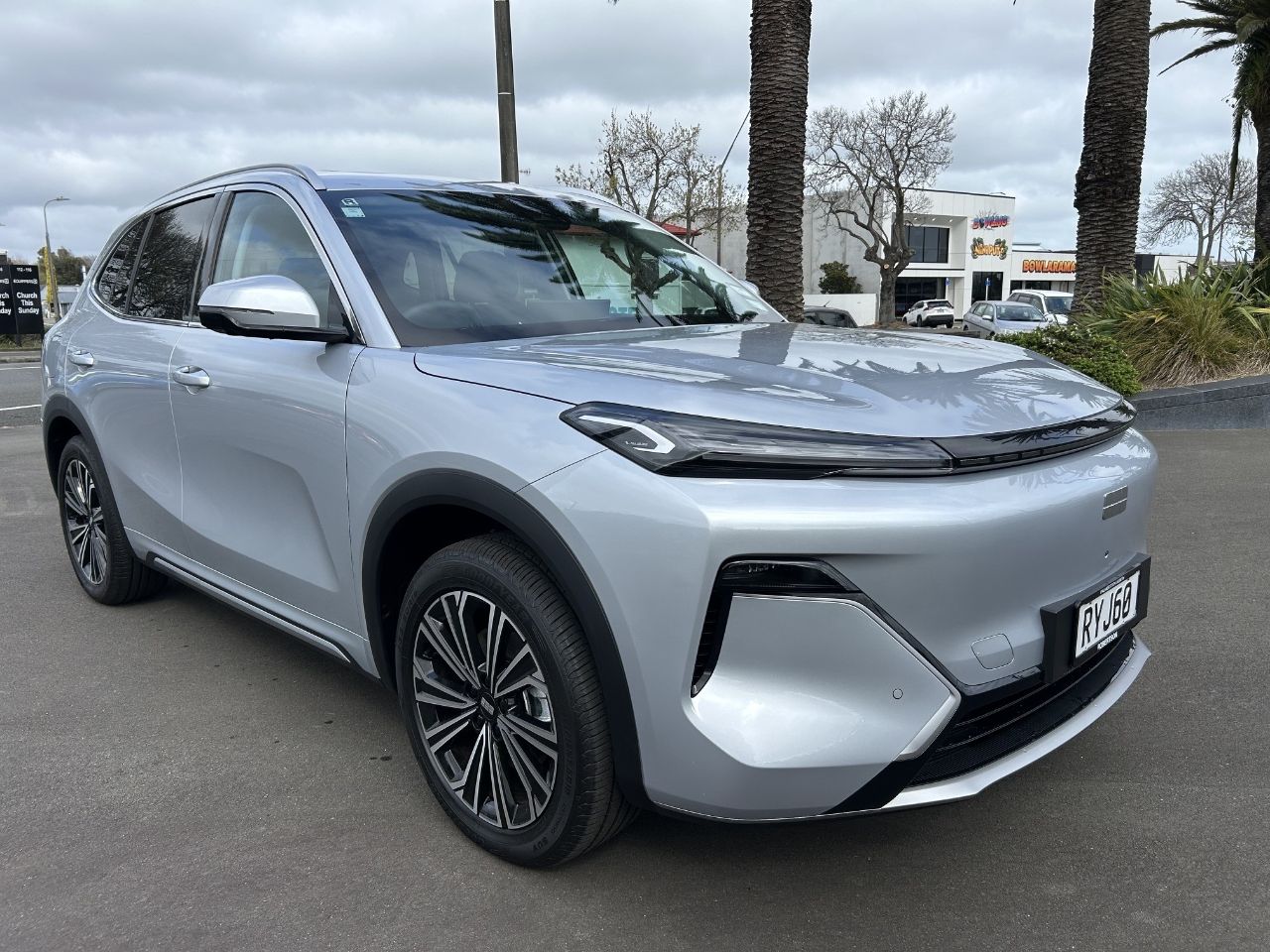 Vehicle image 1