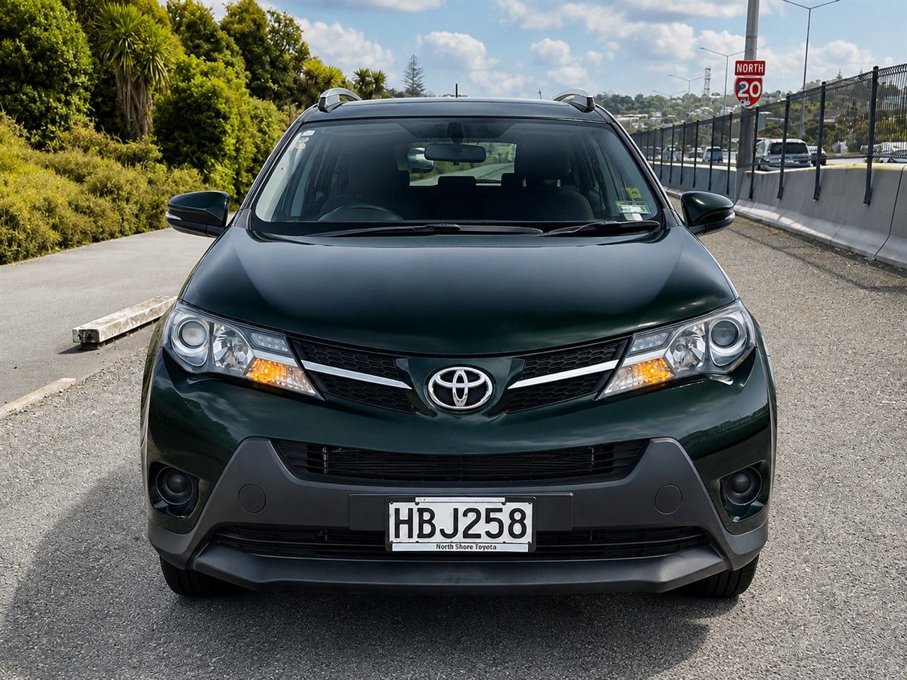 Vehicle image 5