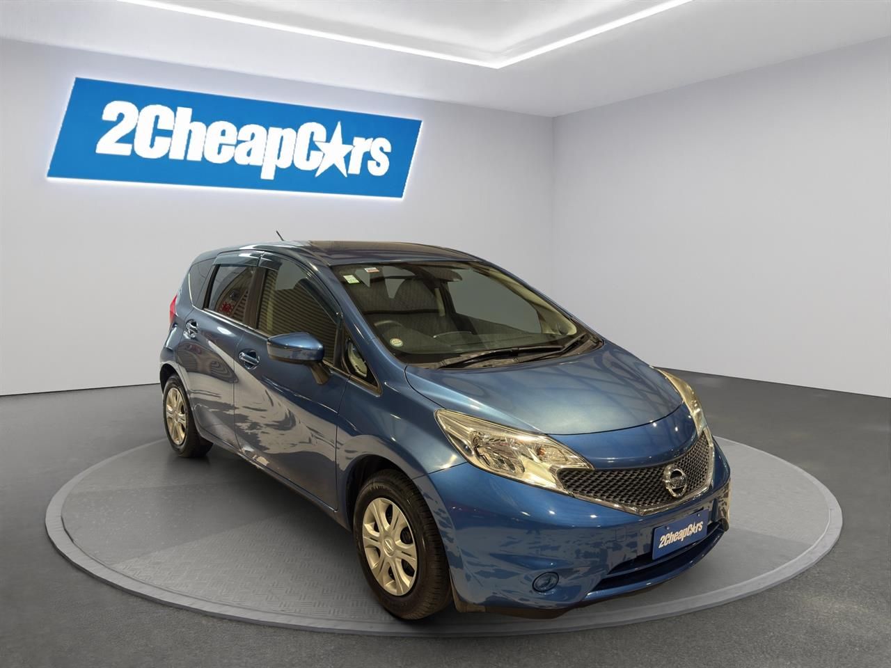 Vehicle image 3