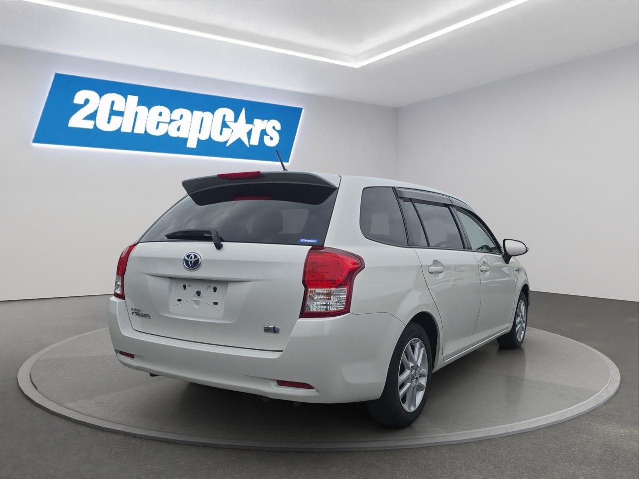 Vehicle image 5