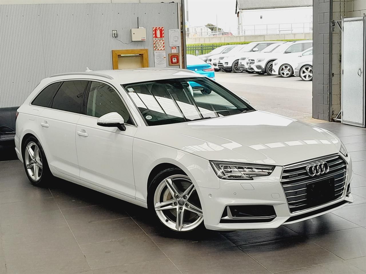 Vehicle image 1