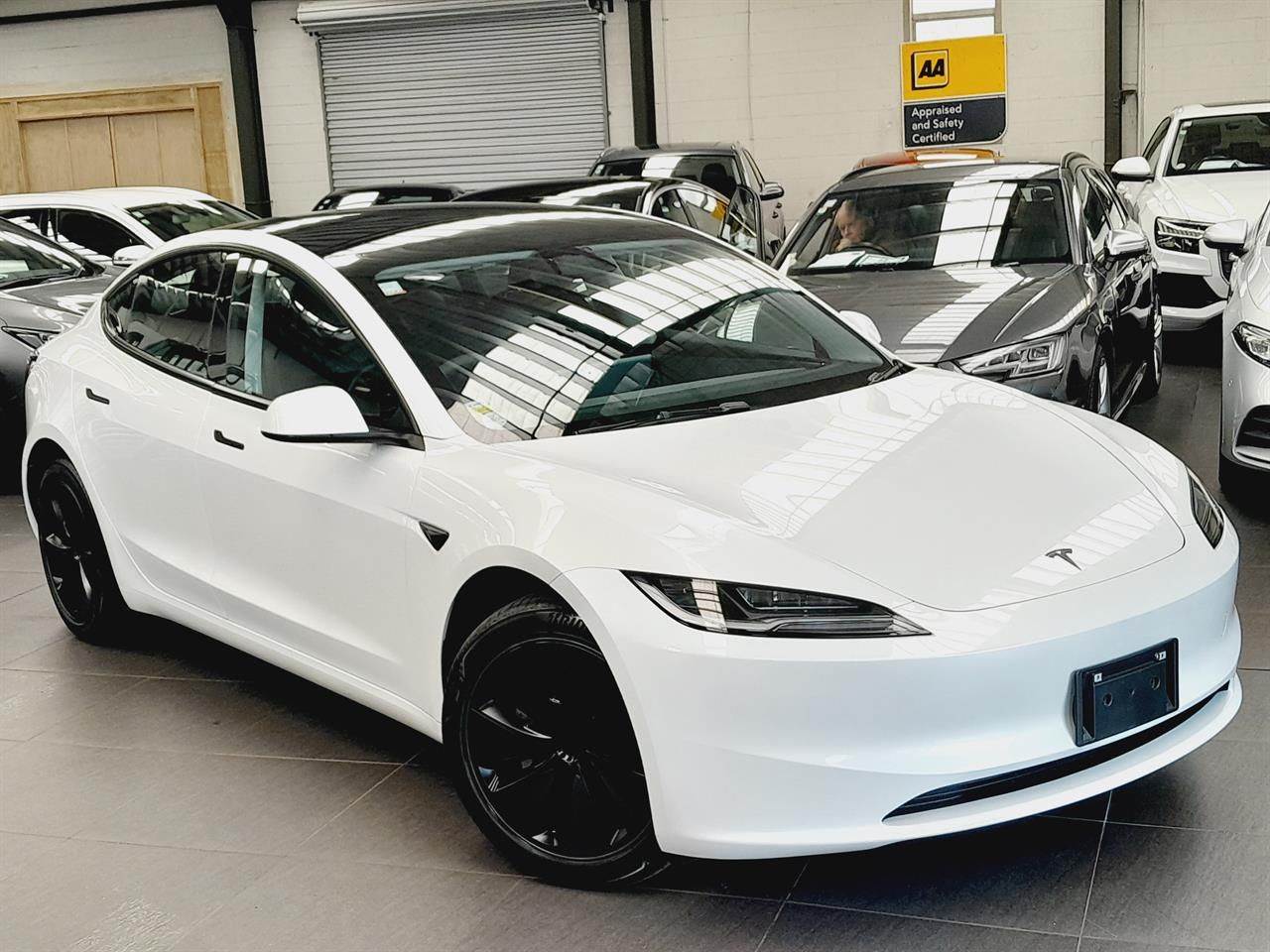 Vehicle image 1