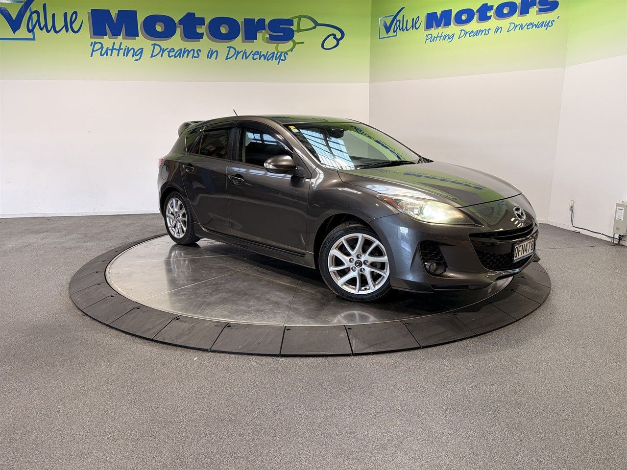 Vehicle image 1